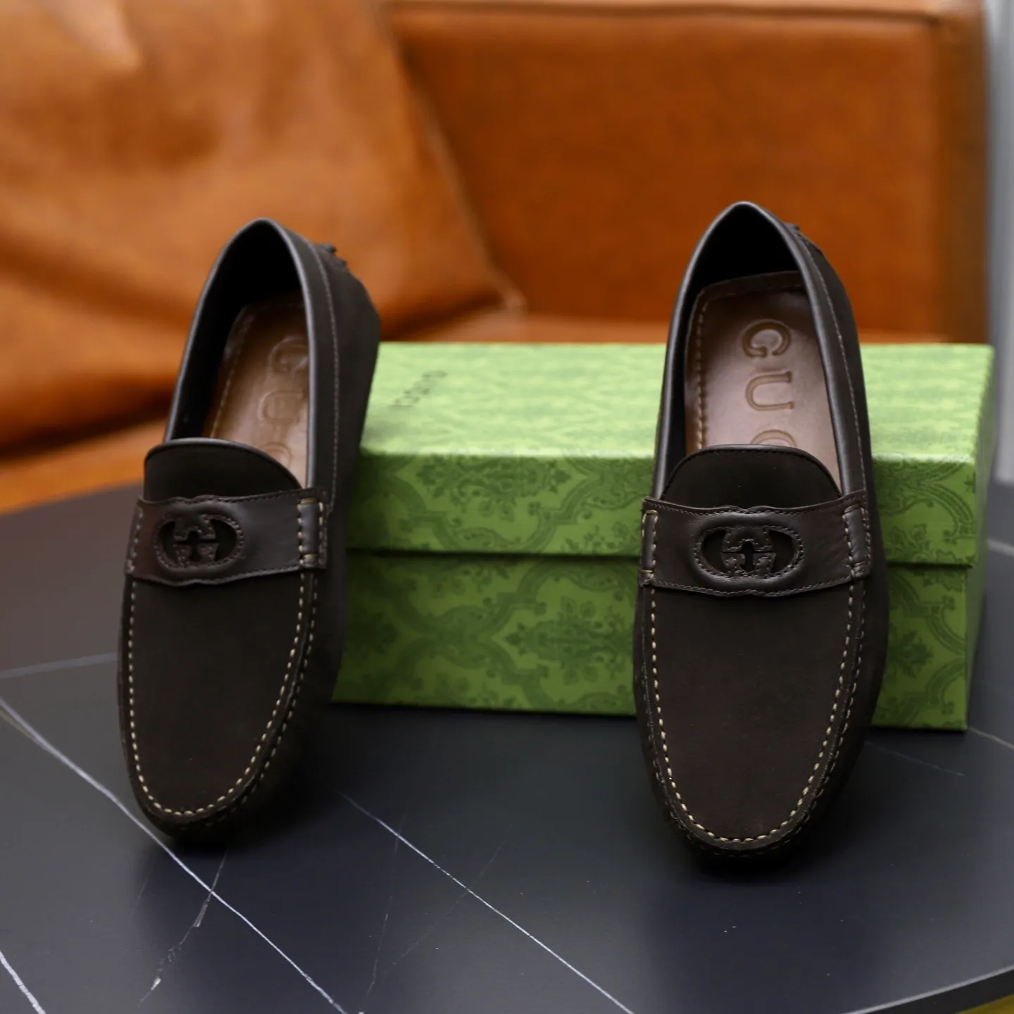 Ex-factory price: 460💰[GUCCI] Gucci ⚠️High-end men’s driving and pedal series ⚠️38-44 (customized for 45) ⚠️All original cowhide leather! Thick and soft! Made entirely of calfskin lining! Rubber sheet anti-slip beanie sole! Three-dimensional package technology! Fashionable and classic! Handicrafts! Original high quality! Feel free to compare!